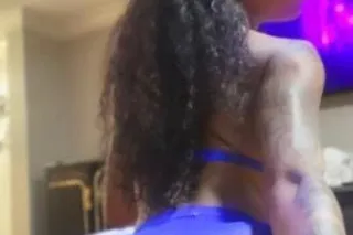 INCALLS or OUTCALLS 👅💦 - 24 - Image 1