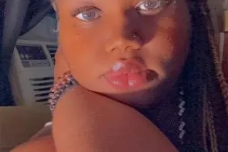 looking for a friend - 22 - Image 1